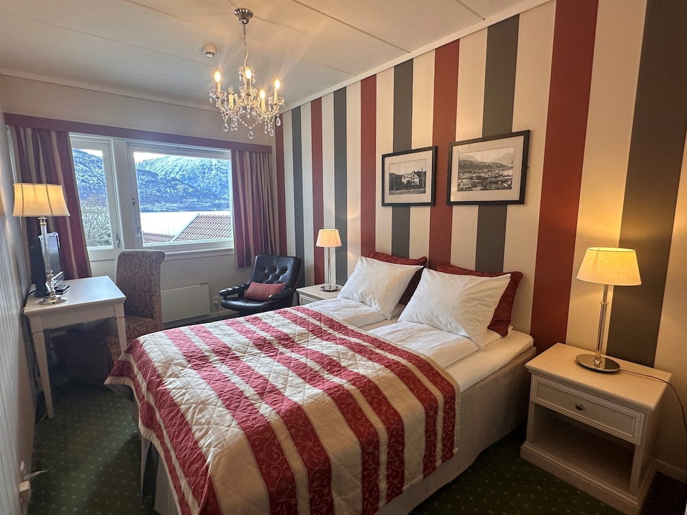 hofslund fjord hotel