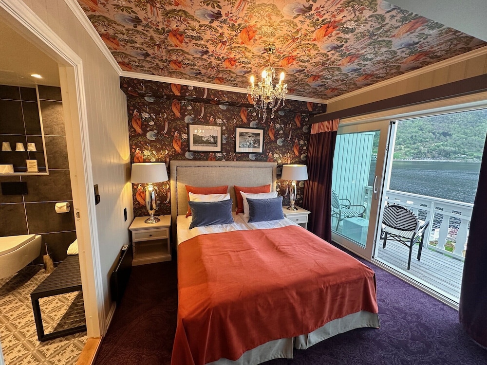hofslund fjord hotel