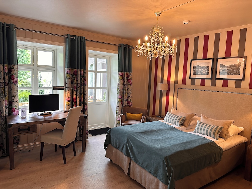 hofslund fjord hotel