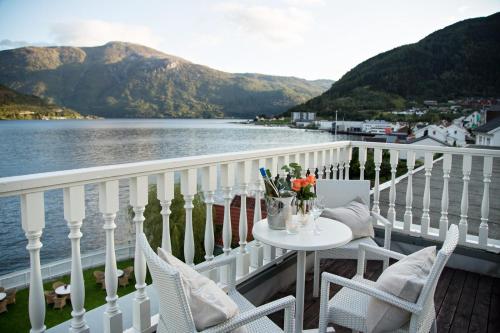 hofslund fjord hotel
