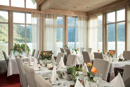 hofslund fjord hotel