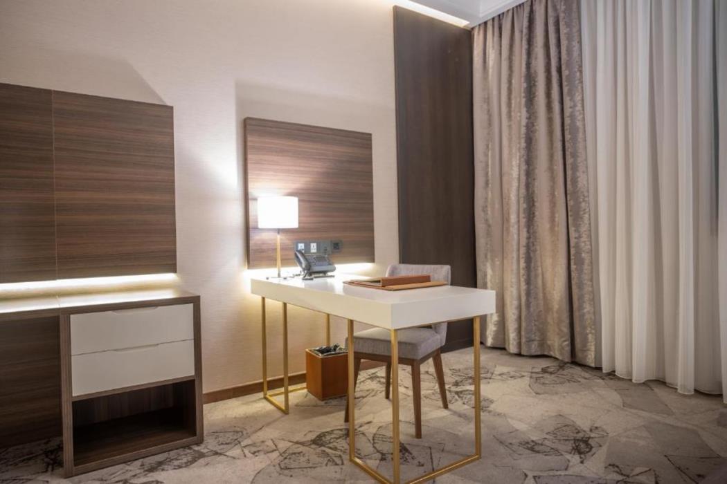 grand millennium al seef basra