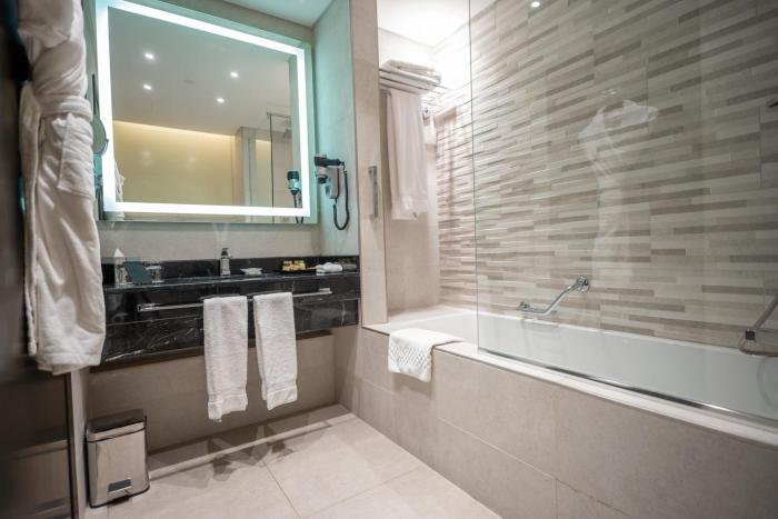 grand millennium al seef basra