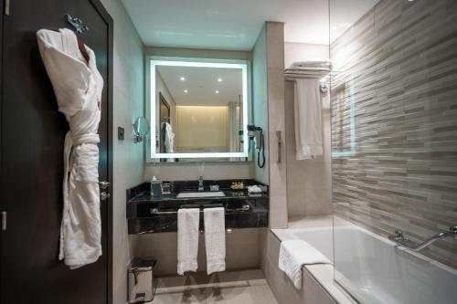 grand millennium al seef basra