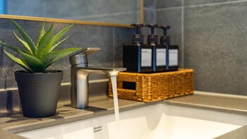 jeju themoon poolvilla