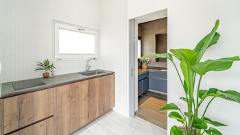 jeju themoon poolvilla