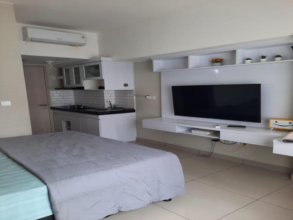apartment springlake bekasi by kukami