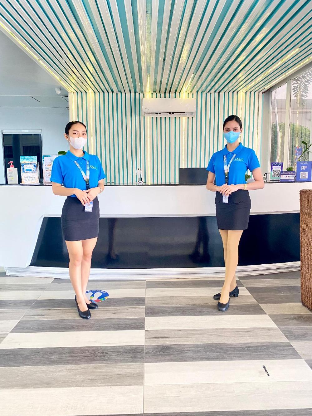 the shoreline subic hotel