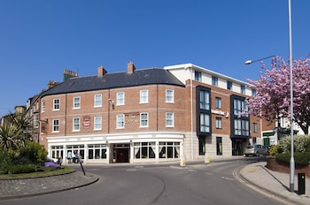 premier inn scarborough south bay
