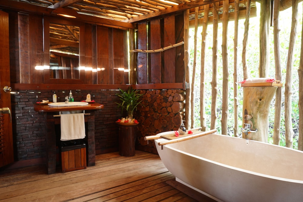 raja ampat dive lodge