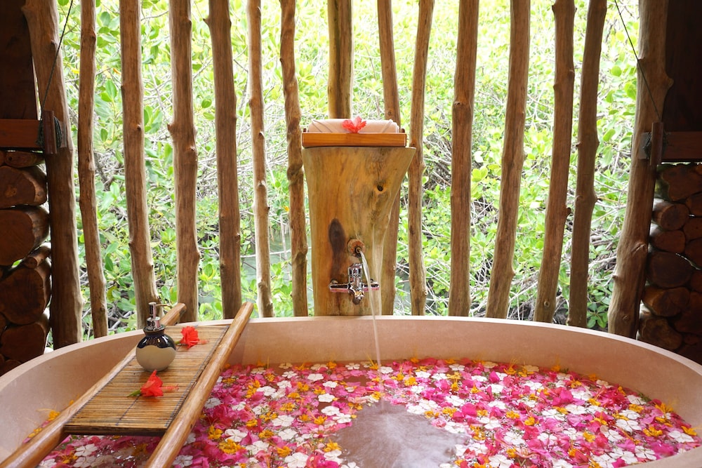 raja ampat dive lodge