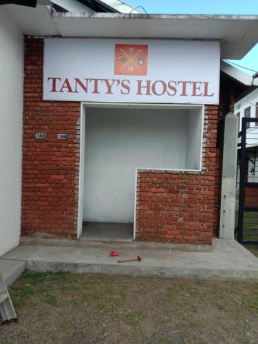 tantys hostel