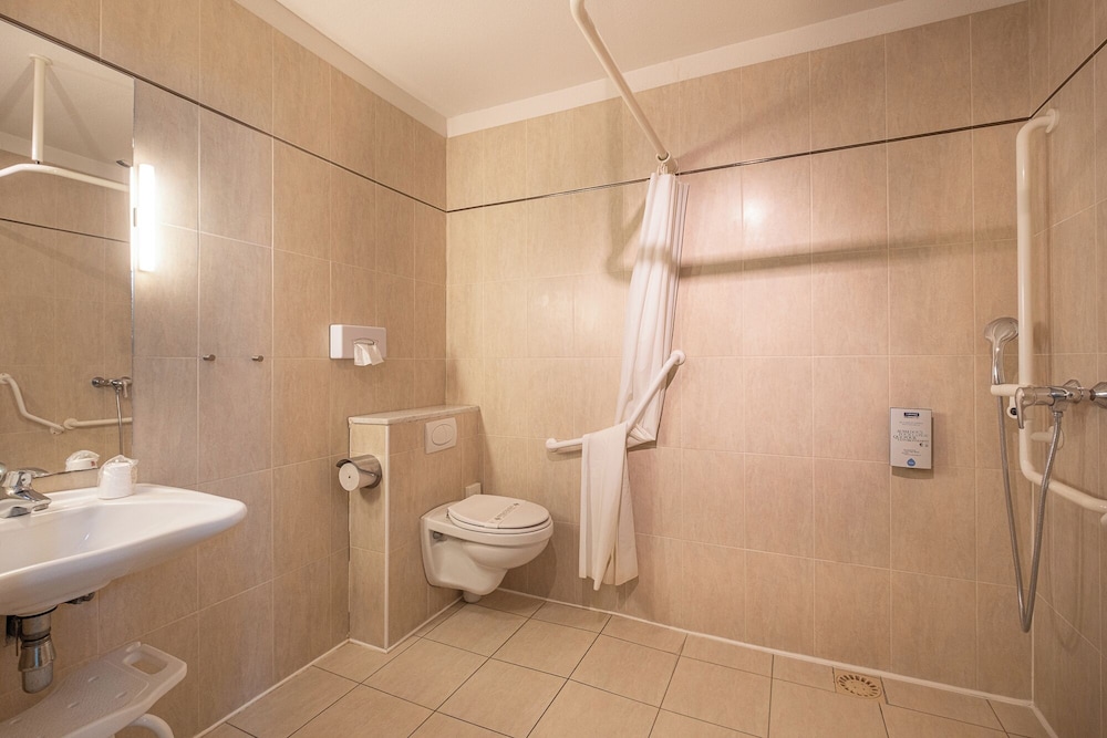 the originals city hotel lhippocampe sete balaruc le vieux