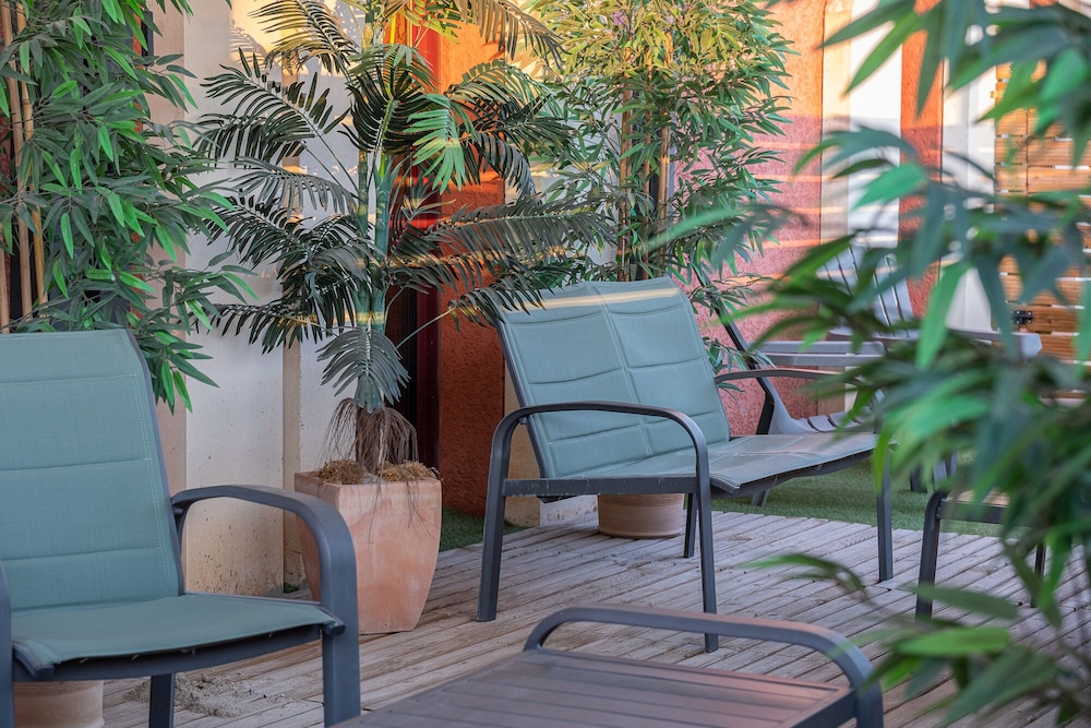 the originals city hotel lhippocampe sete balaruc le vieux