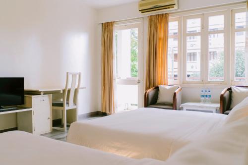 mercury hotel apartment