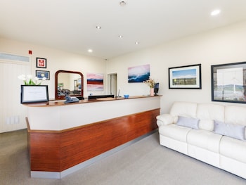 fitzherbert regency motor lodge