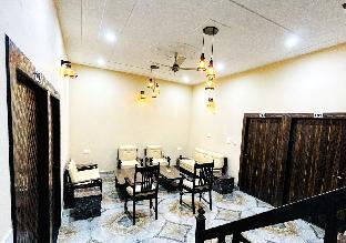 the orchid retreat agra stay near taj mahal