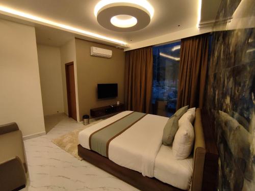 silver cloud