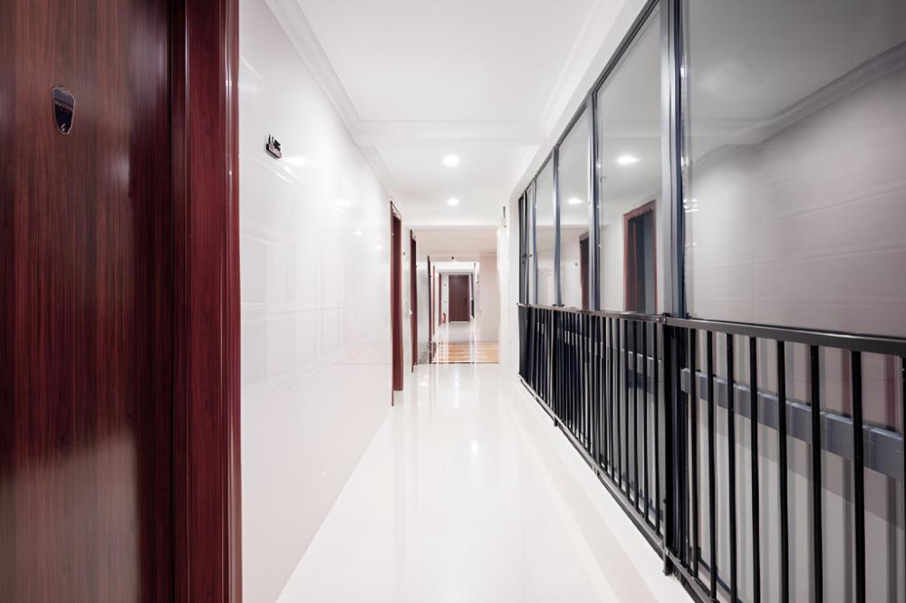 poltton international service apartment shanwei urban district high speed railway station