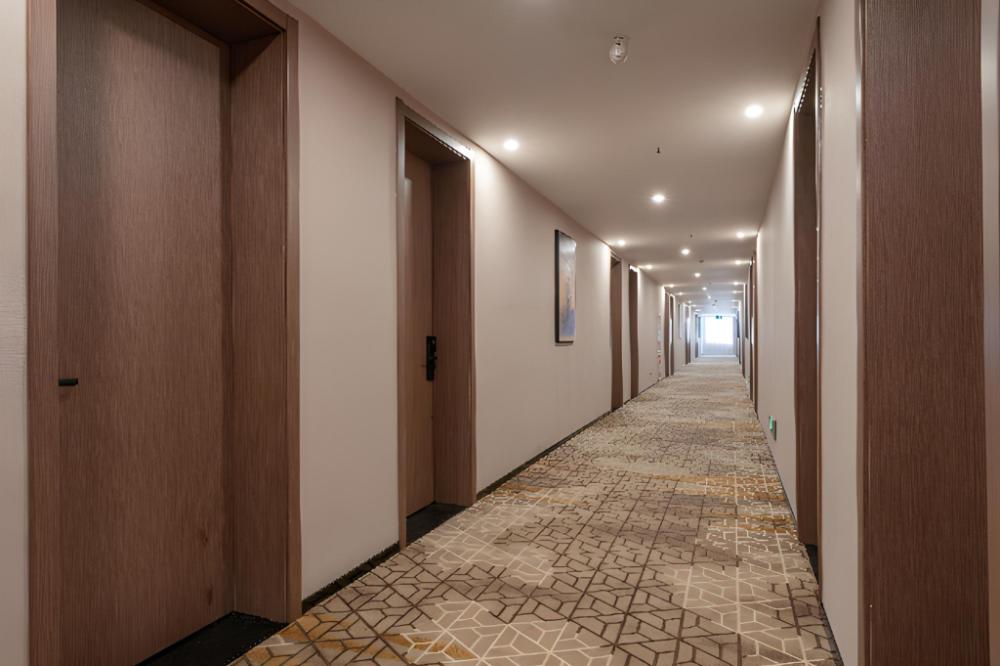 borrman hotel jinan jingshi road yansha overpass