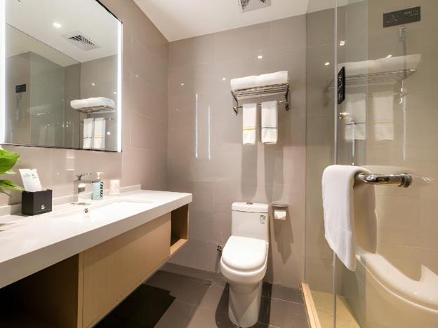 city comfort inn wuhan dongxihu hengda city square
