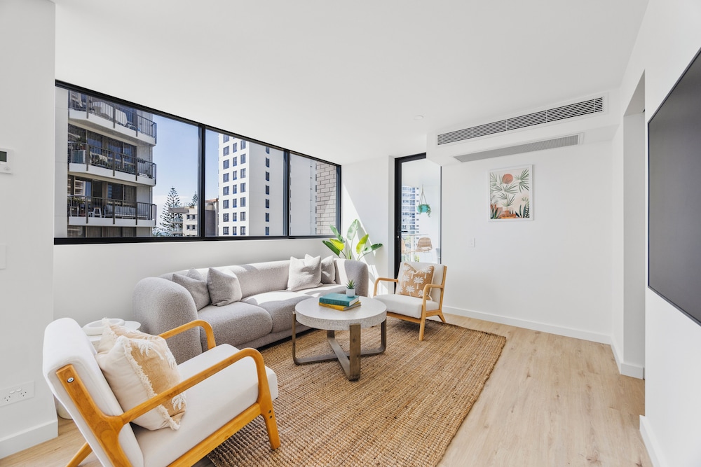 the shores surfers paradise apartments