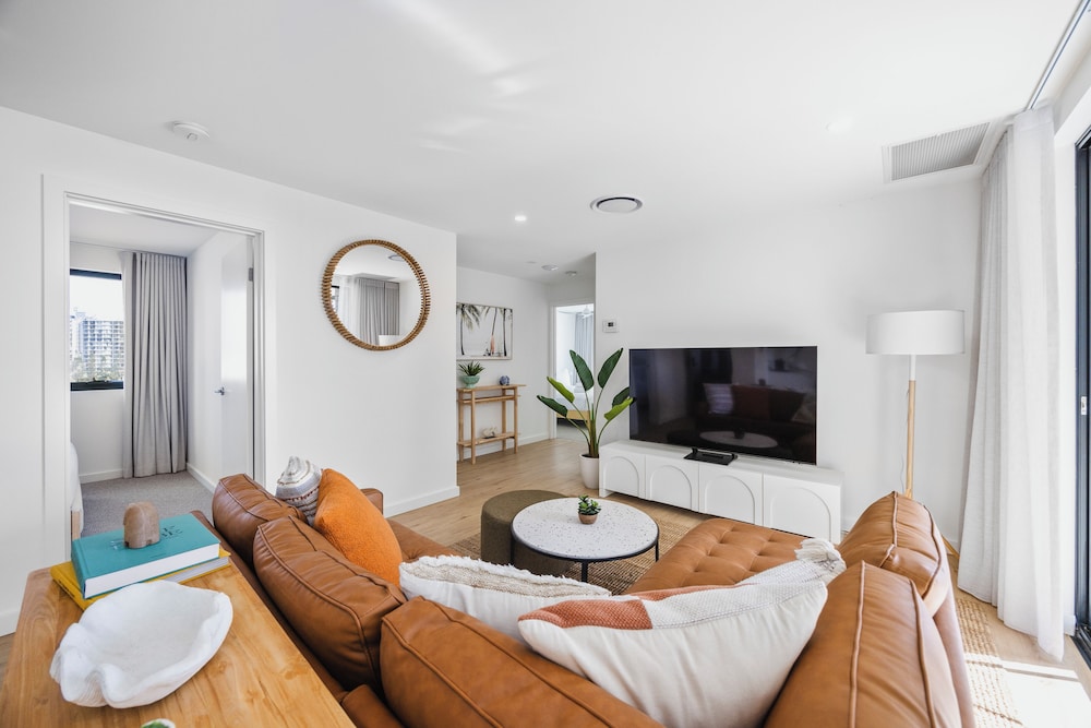 the shores surfers paradise apartments