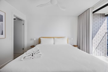 the shores surfers paradise apartments