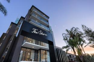 the shores surfers paradise apartments