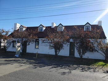 Sorell Barracks,Lewisham>>Hobart,4 star