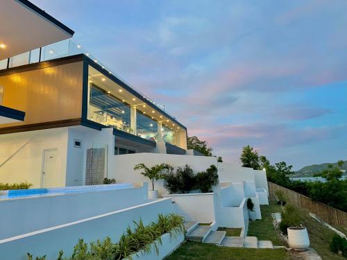 epic suites bohol adult only