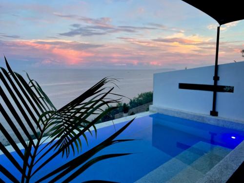 epic suites bohol adult only