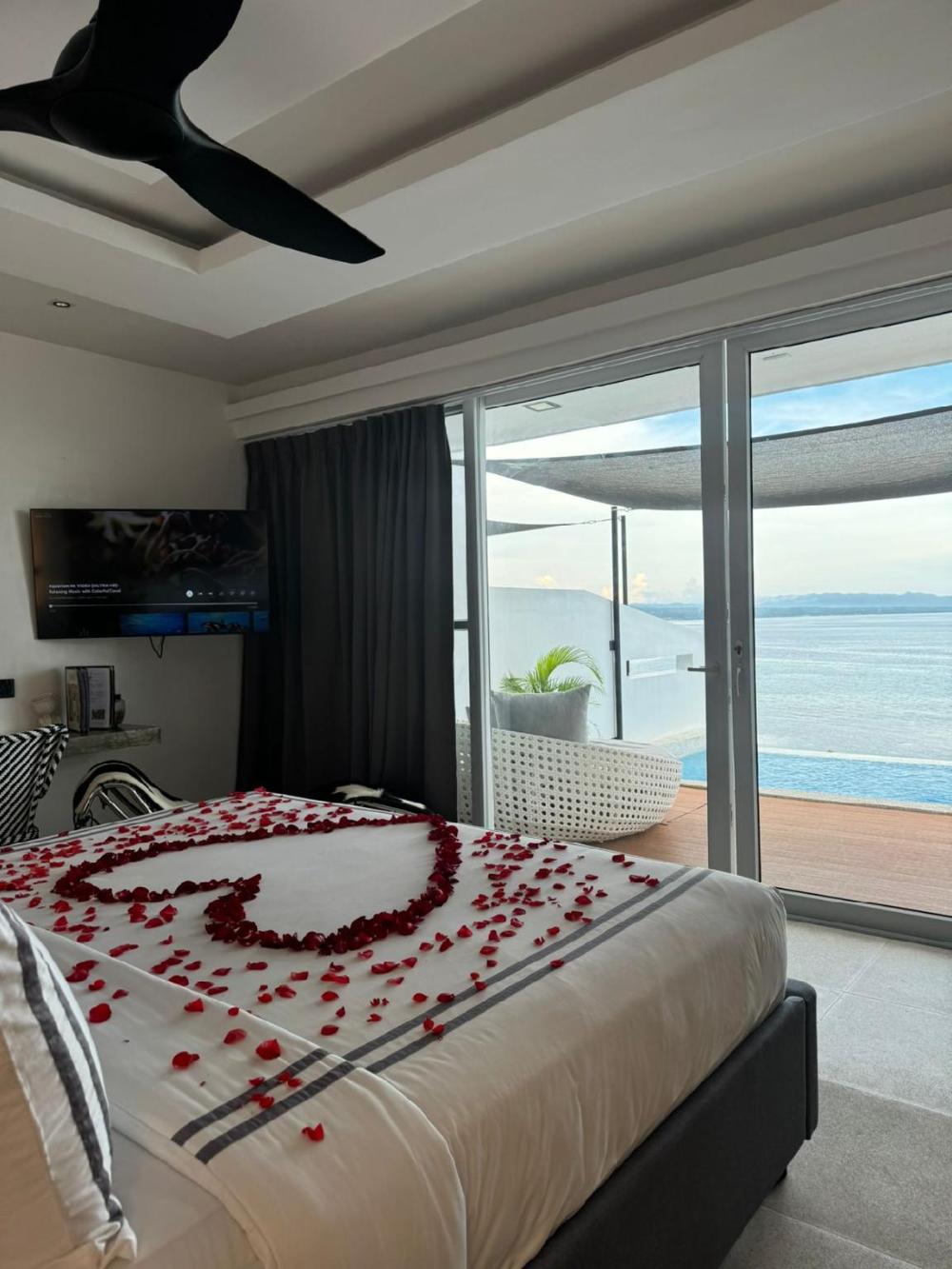 epic suites bohol adult only