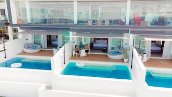 epic suites bohol adult only