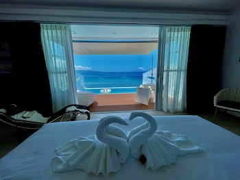 epic suites bohol adult only