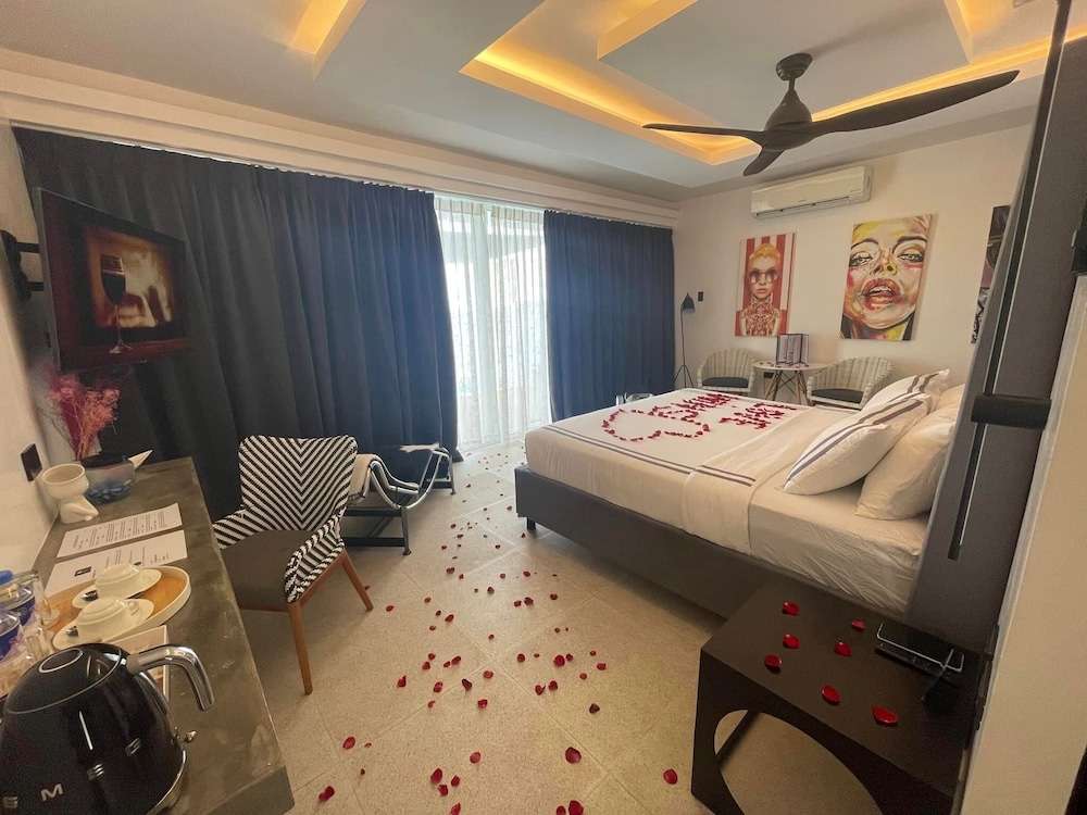 epic suites bohol adult only