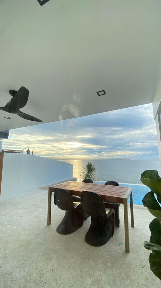 epic suites bohol adult only