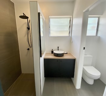 the palms at palm cove