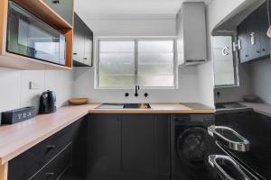 the palms at palm cove