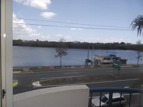 river sands apartments