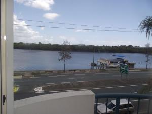 river sands apartments
