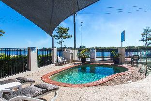 river sands apartments