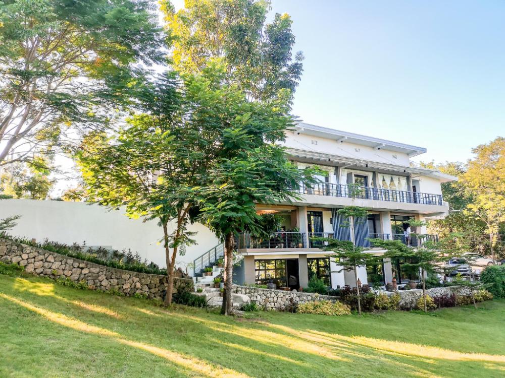 treasure trove resort