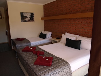 old coach motor inn echuca