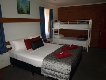 old coach motor inn echuca