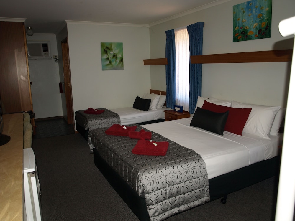 old coach motor inn echuca