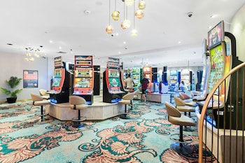 morayfield tavern and motel