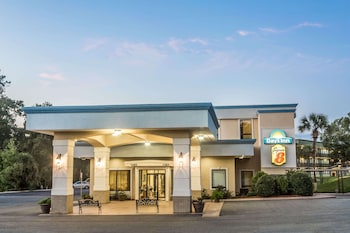 super 8 by wyndham valdosta mall