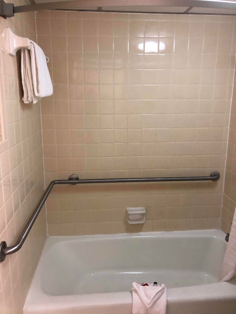 super 8 by wyndham valdosta mall