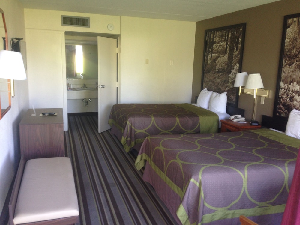 super 8 by wyndham valdosta mall
